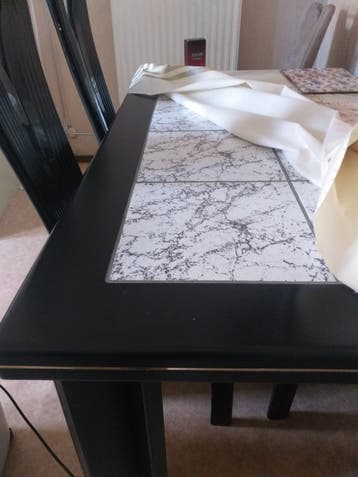 Eettafel 150x90 cm - Zwart met marmerlook blad