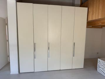 GRATIS Kledingkast zelf demonteren (Carré)