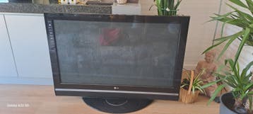 LG LCD TV met afstandsbediening - Goede staat