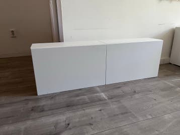 2x IKEA Besta meubel wit met deuren en planken