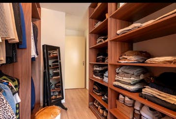 Gratis: Inloopkast - Luxe en Ruim