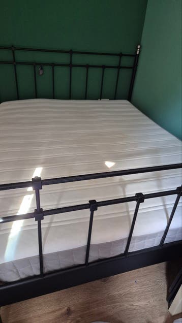 Bed 160x200