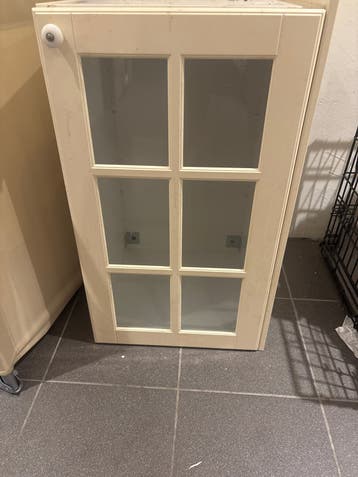 IKEA keuken kastje met glazen deur - Gratis ophalen