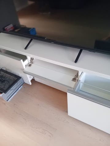 Tv meubel plus bovenkast