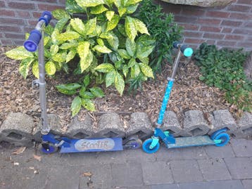 Gratis - 2 kinderstepjes