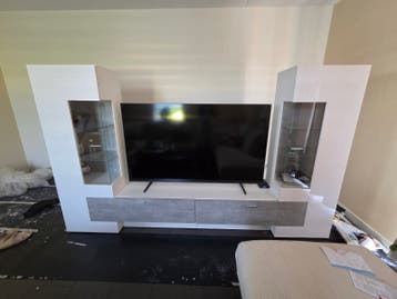 GRATIS TV meubel, zsm ophalen in Heerhugowaard