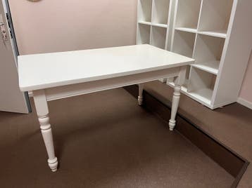 Witte tafel GRATIS