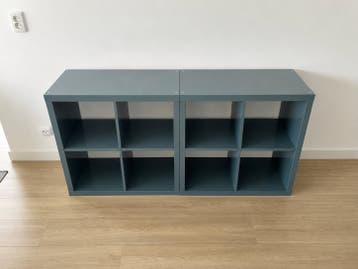 Kast met vakken