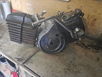 Tomos reparaties leiden