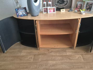 TV-meubel / Dressoir met opbergruimte