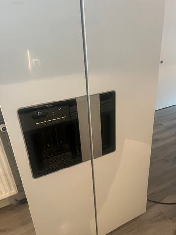 Wirlpool koelkas/ vriezer DEFECT