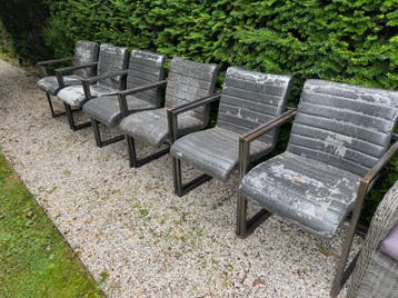 Eetkamer stoelen