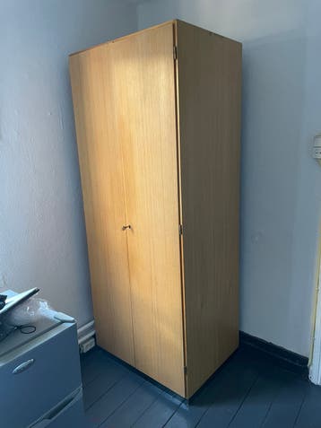 lockable wood wardorbe
