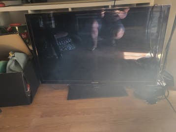 Samsung 40 inch TV - defect, scherm intact