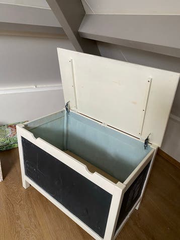 Stevige dekenkist/speelgoedkist met schoolbordverf