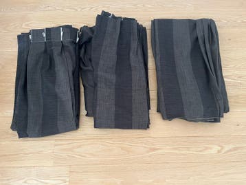 3 kamerhoge gordijnen, zwart/grijs gestreept