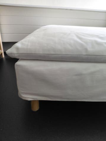 Hocker voetenbank GRATIS