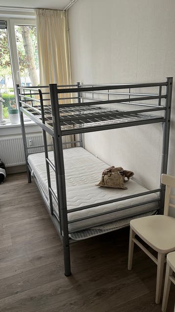 Gratis af te halen mooi stapelbed