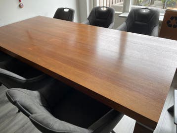 Tafel notenhout 2.20
