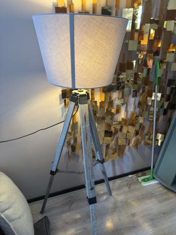 Staande lamp - GRATIS