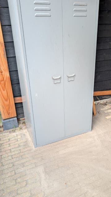 Grijze lockerkast