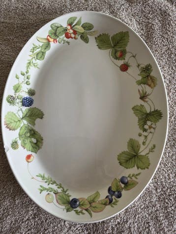 Gratis afte halen ovaal bord MarjoleinBastin Libelle servies