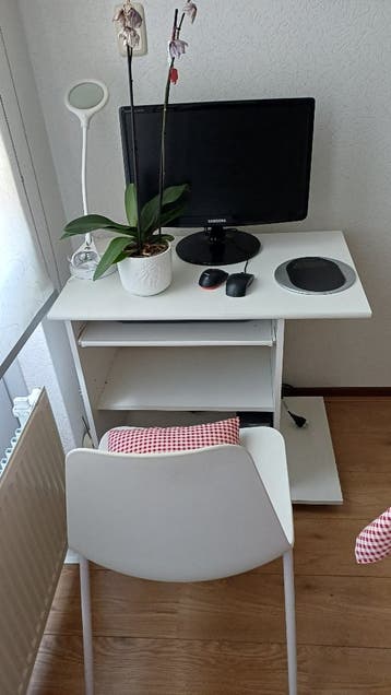 computermeubel GRATIS
