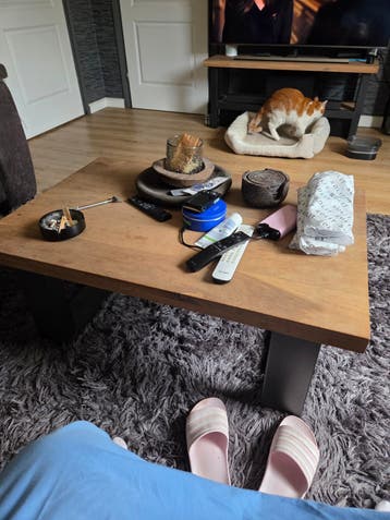 Salon tafel.ik tv kastje