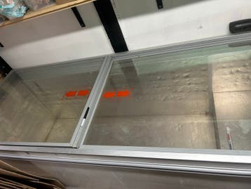 Vriezer AHT 210x80 met vriesprobleem