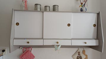retro keukenkast(hang) GRATIS