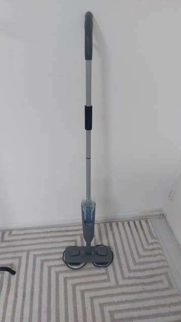 Spraymop met waterreservoir