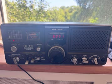 Te geef: Realistic DX-302 Wereldontvanger - Vintage Radio
