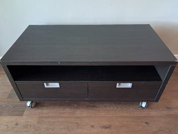 Tv kast op wielen