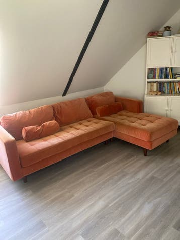 Terrakleurige hoekbank met chaise longue