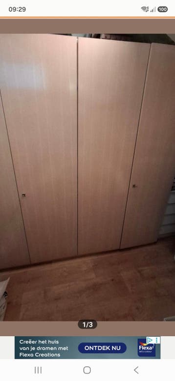 Kledingkast met planken en hangruimte