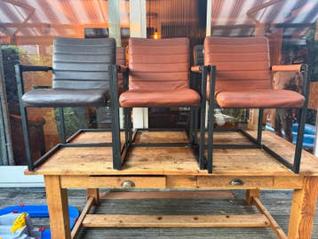 Set van 3 gebruikte stoelen - bruin en cognac leer
