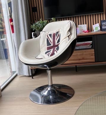 Gratis Vintage Design Stoel - Wit/Zwart met Chrome Voet