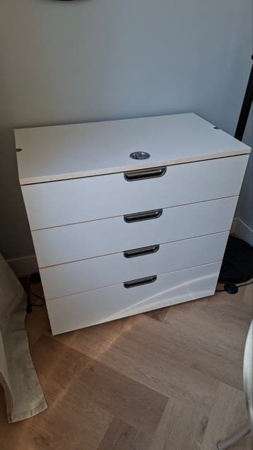 Gratis IKEA Ladekast met Cijferslot - 80x80x45cm