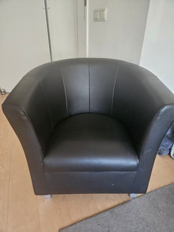 Zwarte fauteuil - comfortabele kuipstoel