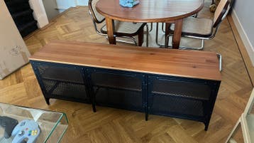 Gratis ophalen: IKEA Fjällbo TV meubel (150 cm breed)