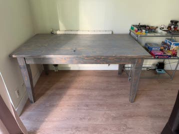 Houten eettafel/ wooden dining table