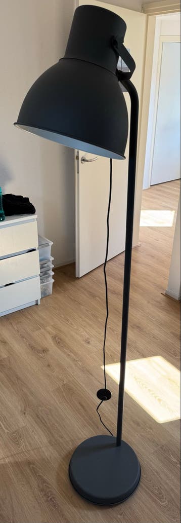 IKEA HEKTAR vloerlamp