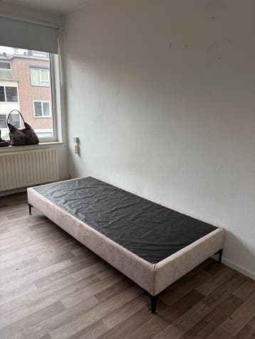 Eenpersoons bedframe - Merk onbekend