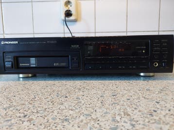 Defecte Pioneer PD-M603  CD-speler