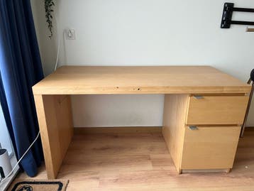 GRATIS bureau