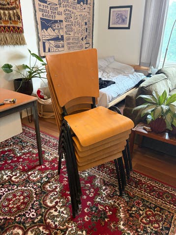 Set van 6 stapelbare stoelen - Hout en Metaal