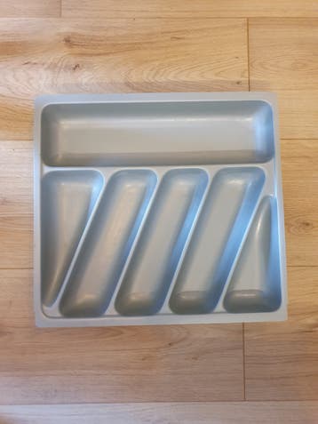 Oude bestekbak voor gereedschap oid