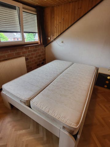Gratis ophalen: bed 1.40 bij 1.90