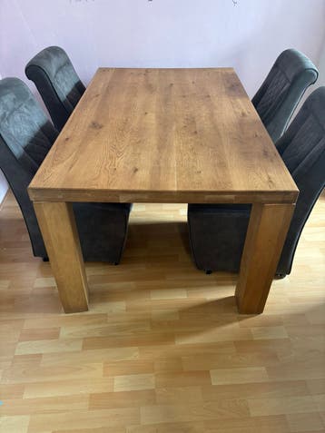 Houten eettafel 160cm
