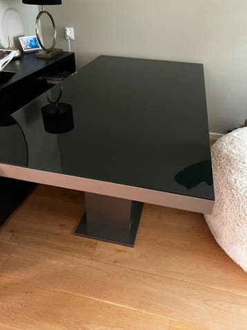 MOET ZSM WEG! Eettafel Hotel Chique (Eric Kuster Style)